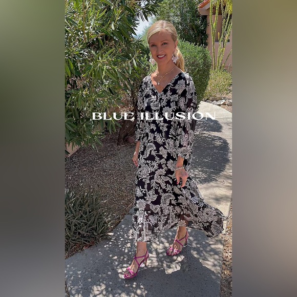 NWT FALL ARRIVAL STUNNING DESIGNER BLACK & WHITE MIDI DRESS-XS - Picture 4 of 17